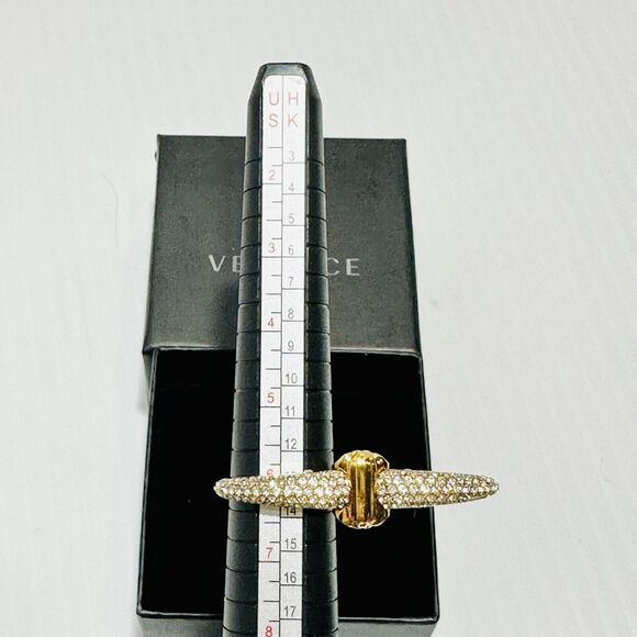 Versace Galaxy Medusa Crystal Engraved Cuff Double Ring Gold Tone Sz M NWT $525 - Picture 10 of 11